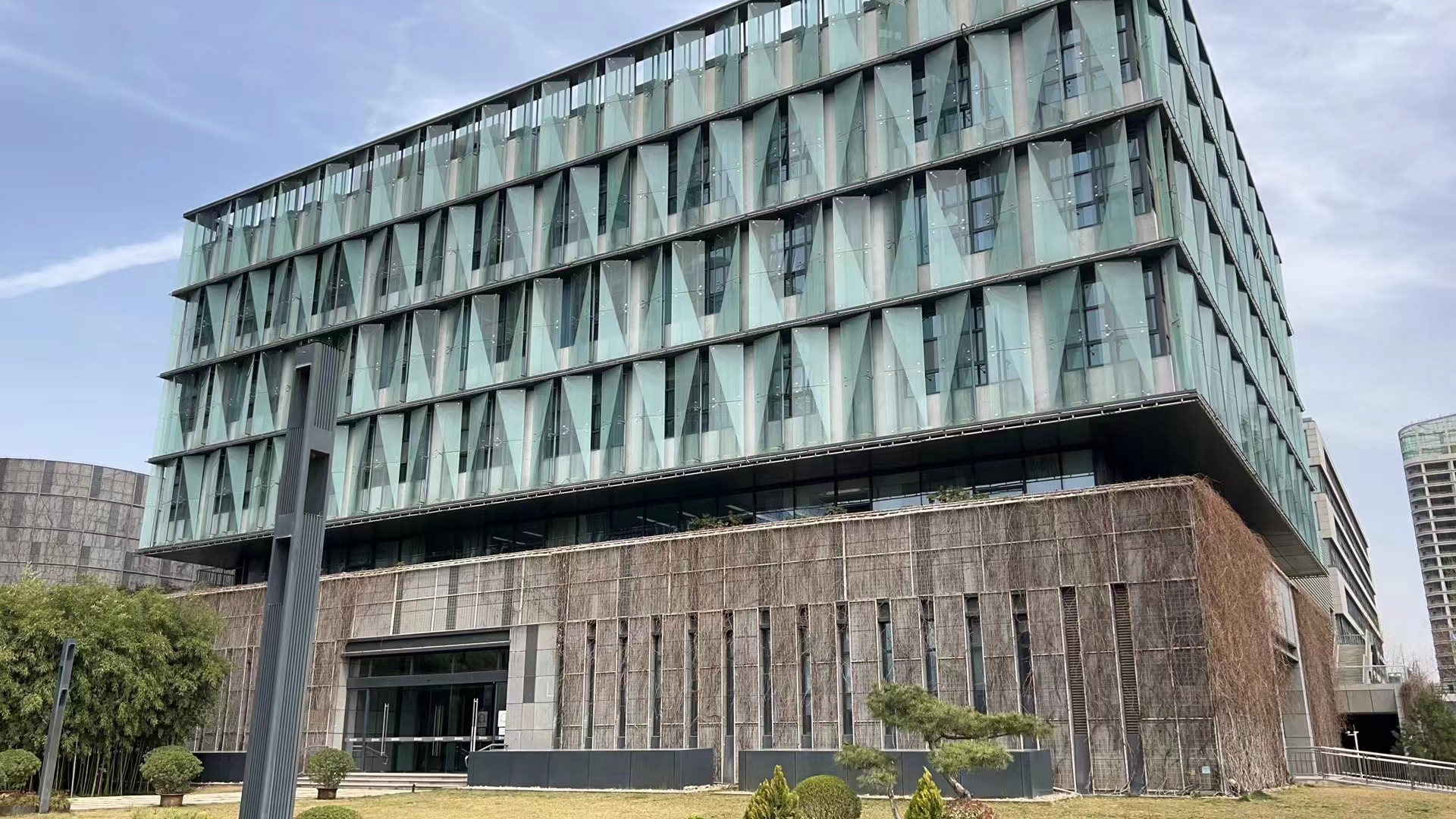 D . 陕西咸阳沣西新城总部经济园
