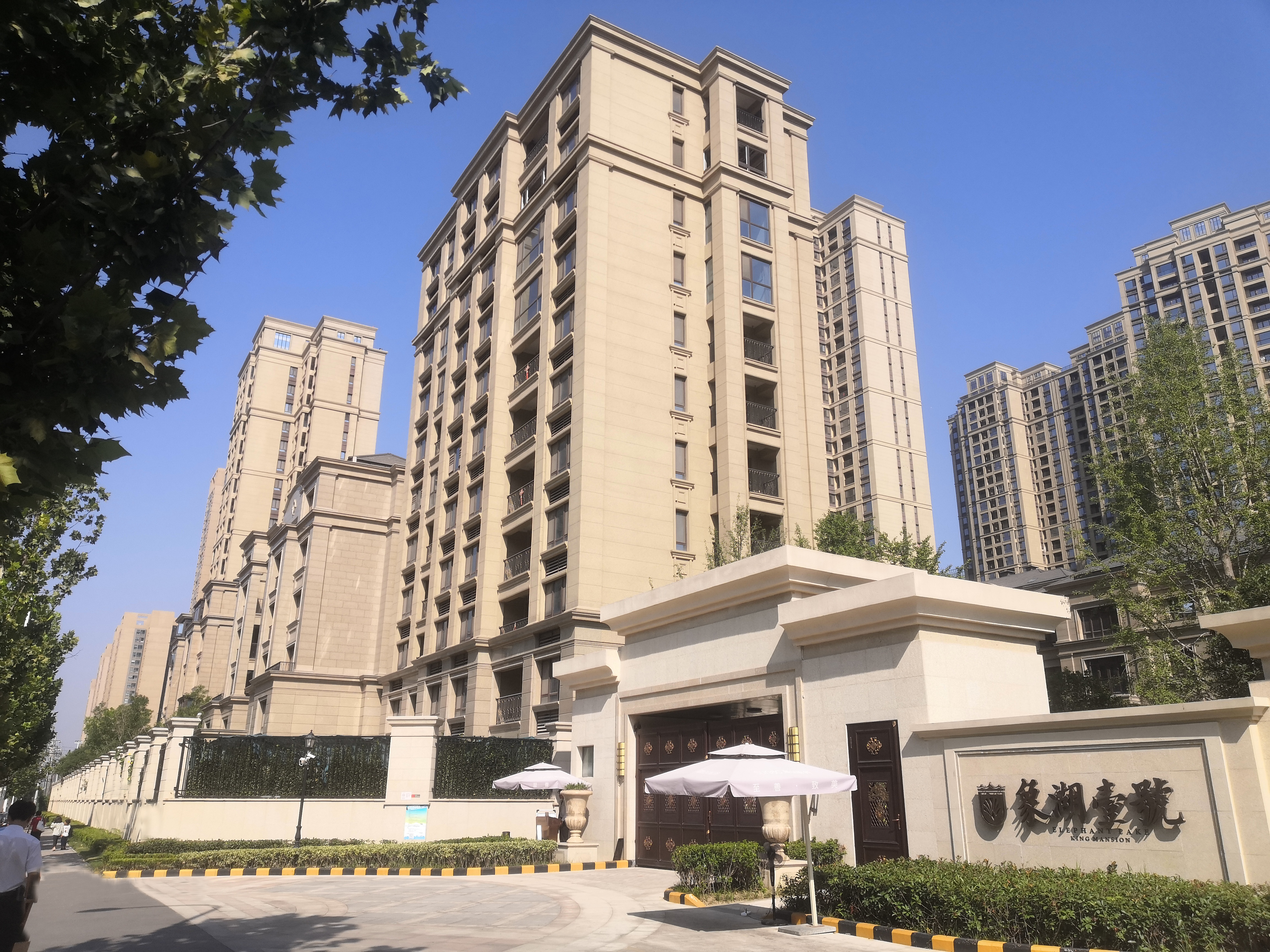 A . 河南郑汴热力象湖一号